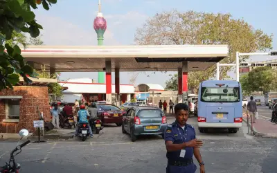 Sri Lanka turunkan harga minyak selepas gencatan senjata Timur Tengah