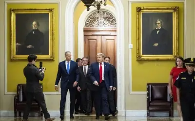 Trump bertempur dengan Republikan dalam lawatan kontroversi ke Capitol