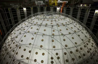 Zarah hantu neutrinos mula difokuskan dengan hasil pertama Juno