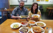 Adik-beradik Kekalkan Restoran Mum's Place dalam Keluarga