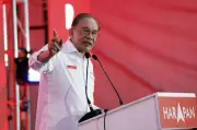 Anwar lawat Johor kali kedua dalam tiga hari, kempen PRN Johor semakin sengit