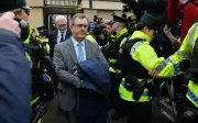 Bekas pemimpin DUP Jeffrey Donaldson didapati bersalah rogol, serangan seksual kanak-kanak