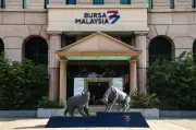 Bursa Malaysia susut 0.82 peratus, atasi prestasi serantau di tengah kebimbangan geopolitik