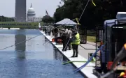 Cat biru kolam ikonik Washington mula mengelupas, projek Trump jadi tanda tanya