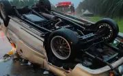 Dua beradik maut MPV bertembung kereta di Maran