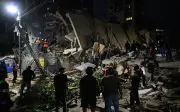Gempa Venezuela Tewaskan 1,400, Masa Mencari Mangsa Semakin Sempit