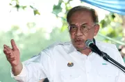 Hubungan Malaysia dengan kuasa besar tidak jejas prinsip negara, kata Anwar
