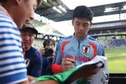 Kapten Jepun Wataru Endo dalam perlumbaan kecergasan untuk Piala Dunia