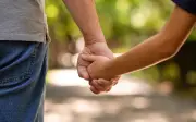 Kasih Lelaki Yang Tak Terucap: Renungan Seorang Anak Buat Ayahnya