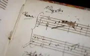 Kurator Perancis Temui Manuskrip Langka Mozart