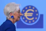 Lagarde tolak desakan letak jawatan, kekal di ECB jaga kestabilan harga