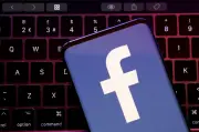 Mahkamah Thailand penjara lelaki 18 bulan kerana komen royalti di Facebook