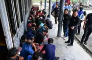 Nada serbu pusat transit dadah di Terengganu, 196 penagih ditahan termasuk dua penjawat awam