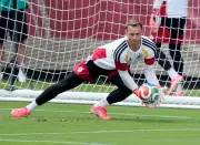 Neuer bergurau tentang Walkman dan slanga pemain muda Jerman