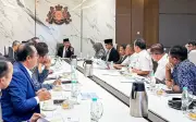 Onn Hafiz nafi sikap angkuh, rasis dalam pendirian DAP