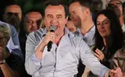 Parti PM Kosovo menang pilihan raya mengejut, tetapi tanpa majoriti