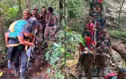 Pasukan Bomba Selamatkan Pendaki Cedera di Gunung Chemerong