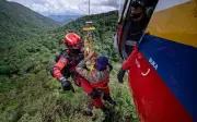 Pasukan GOF dinaikkan helikopter percepat cari pendaki hilang Jaslinda