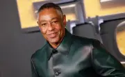 Pelakon Breaking Bad Giancarlo Esposito memeluk Islam di Arab Saudi