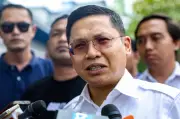 Pemuda Umno Johor lapor polis Puad Zarkashi isu 3R