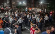 Polis New York Tahan 56 Orang Semasa Perlawanan Akhir NBA