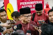 Puad dakwa rundingan rahsia Umno-PAS timbulkan keyakinan melampau, BN kini dalam keadaan genting