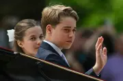 Putera George akan hadiri Eton College seperti bapanya