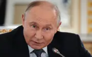 Putin hadapi ekonomi lemah di 'Davos Rusia' ketika ancaman dron Ukraine