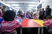 Raja Permaisuri Agong kunjungi SBJK, sumbang RM30,000