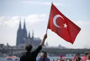 Retorik anti-Turkiye dan anti-Ottoman Berbahaya – Phar Kim Beng