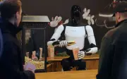 Robot Campur Koktail dan Lari Maraton, Tapi Masih Tak Boleh Multitasking