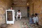 Suhu Meningkat: Kehidupan Harian Berubah Di India