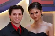 Tom Holland sahkan nikah Zendaya? 'Mereka semua ada'