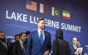 Vance ulang dakwaan Iran setuju inspeksi nuklear, Tehran nafi