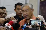Zahid: Perbincangan Umno-PAS buka ruang untuk isu bukan politik