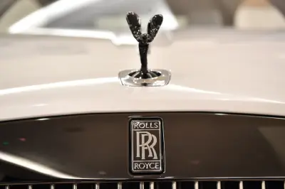 47 kenderaan mewah termasuk Rolls-Royce dilelong kes pengubahan wang haram