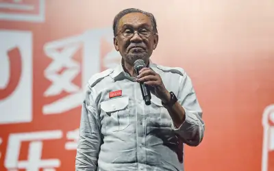 Anwar ucap tahniah kepada BN atas kemenangan di Johor, ajak bergerak ke depan
