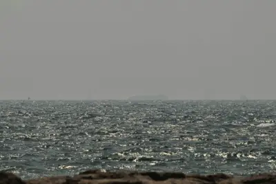 AS lancar serangan baharu ke atas Iran, Tehran tutup Selat Hormuz
