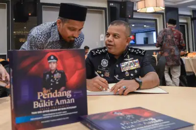 Ayob Khan bergurau buka kedai mamak selepas bersara PDRM Ahad ini