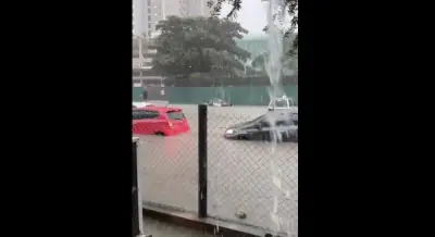 Banjir kilat landa Petaling Jaya, air mencecah dua meter