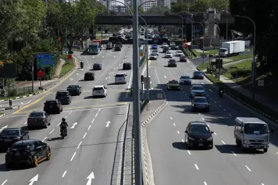 Bilangan kereta persendirian Singapura jatuh ke paras terendah sejak 2019, sewaan catat rekod