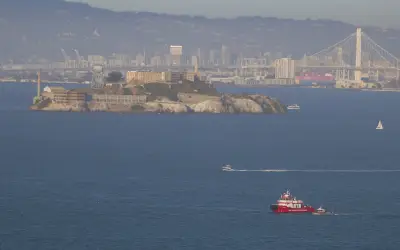 Bot karam di Teluk San Francisco, 1 maut, 2 hilang