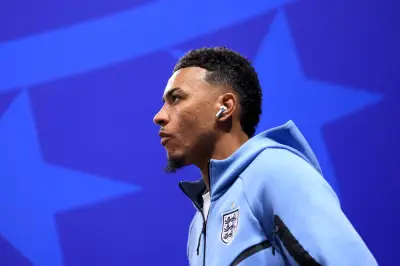 Chelsea tandatangani Rogers dari Villa dengan rekod yuran UK