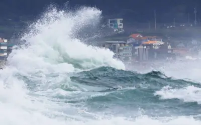 China dan Taiwan Bersiap Hadapi Taufan Bavi yang Sangat Kuat