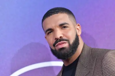 Drake ikuti Jungkook di Instagram, peminat spekulasi kolaborasi