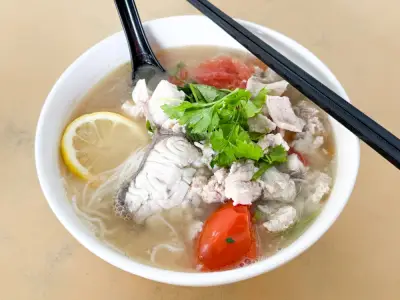 Gerai Makanan Laut di Damansara Perdana Sajikan Mi Ikan Gaya Teochew Segar Tanpa MSG