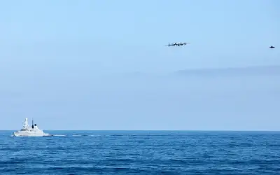 Jet F-35 UK cegat pesawat Rusia dekat kapal induk HMS Prince of Wales