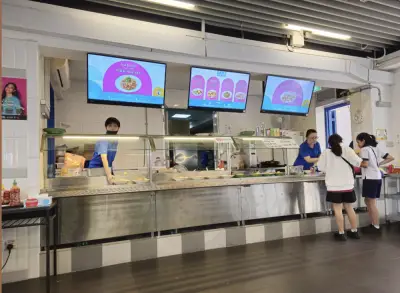 Katerer Singapura Didakwa Enam Pertuduhan Keselamatan Makanan
