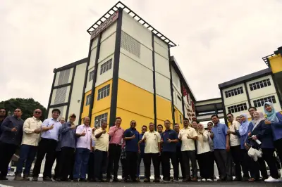Kemelesetan TVET: Hostel Politeknik Penuh Sesak, Zambry Janji Baik Pulih