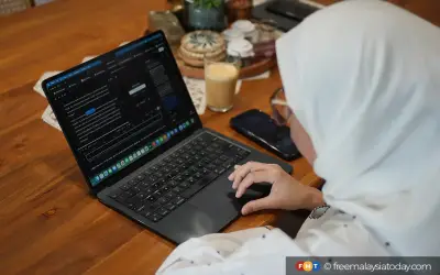 Kerajaan beri 100,000 belia akses percuma perisian AI